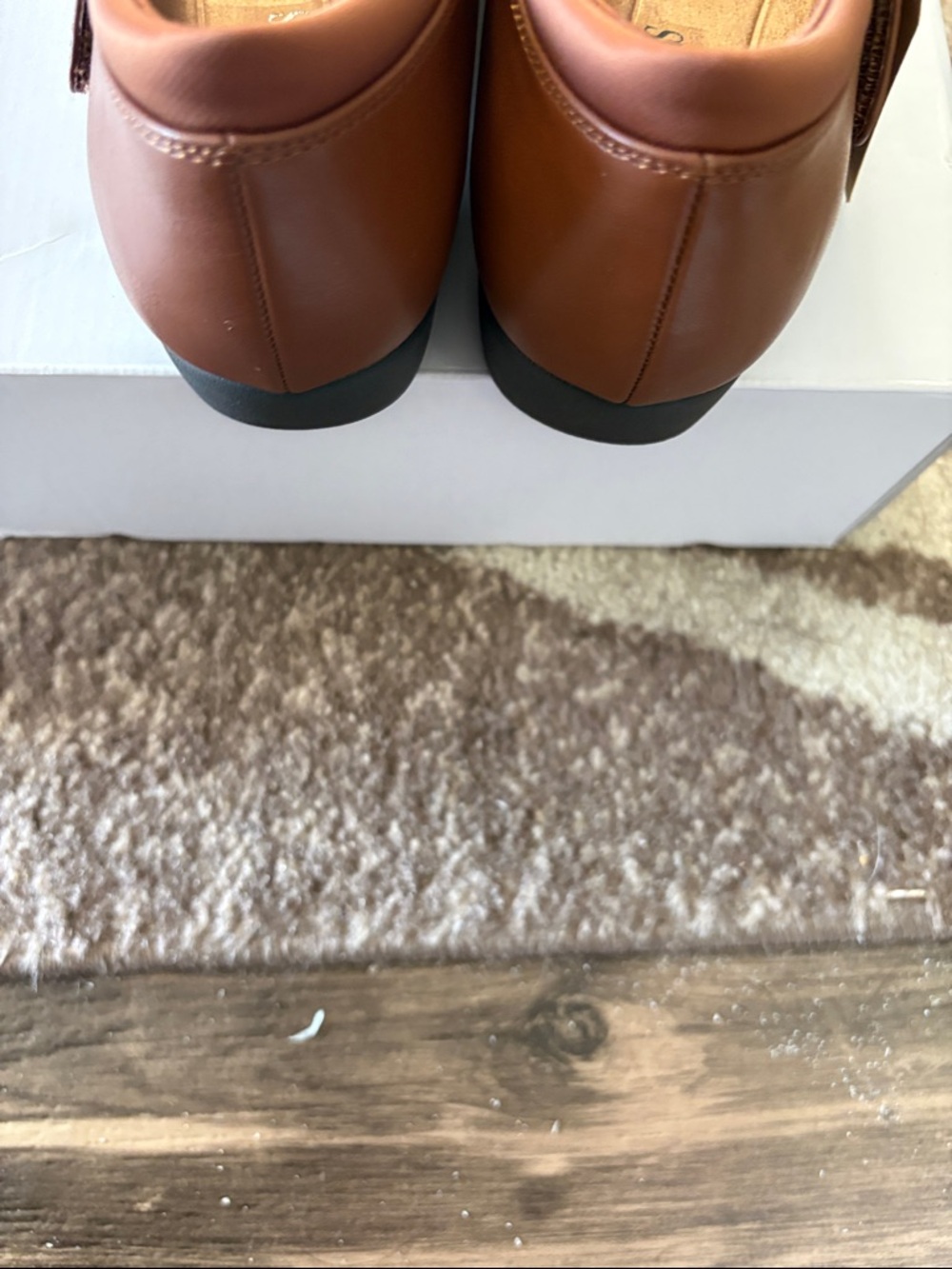 Dream Pairs Women's Cognac Mary Jane Flats - Picture 4 of 5